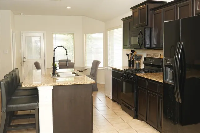 $315,000 | 553 Vickie Street, Crowley, TX 76036