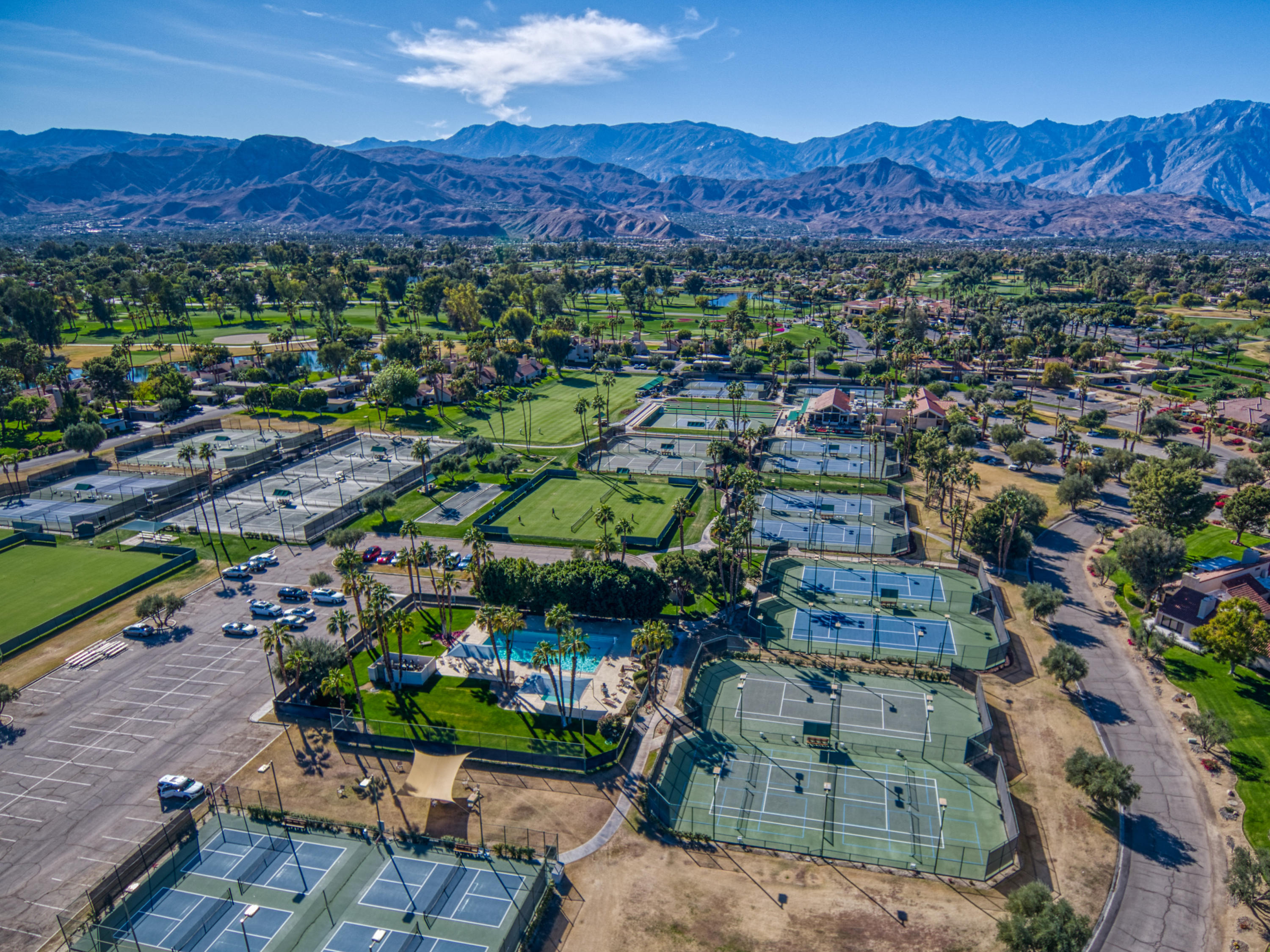 13 Wimbledon Circle Rancho Mirage, CA 92270 - Photo 9 of 62 9