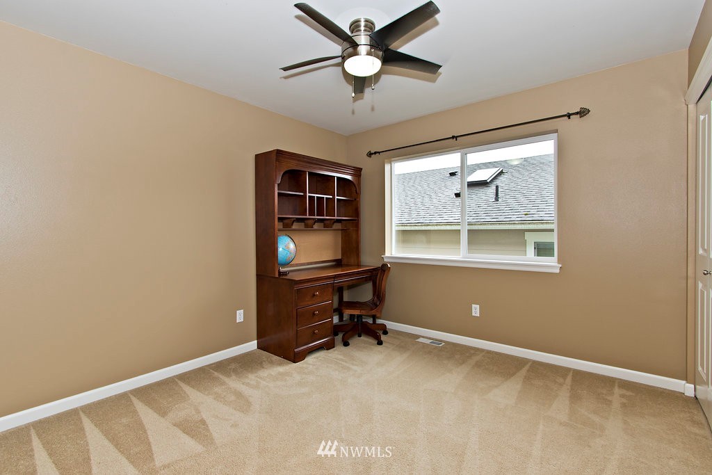 16635 Southeast 167th Street Renton, WA 98058 - Photo 17 of 25 Gallery Image 17