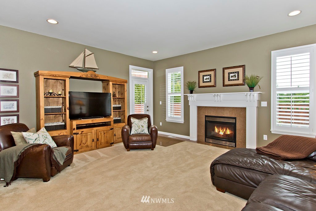 16635 Southeast 167th Street Renton, WA 98058 - Photo 8 of 25 Gallery Image 8
