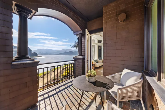 $2,295,000 | 87 De Silva Island Drive, Mill Valley, CA 94941
