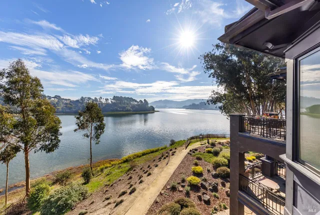 $2,295,000 | 87 De Silva Island Drive, Mill Valley, CA 94941