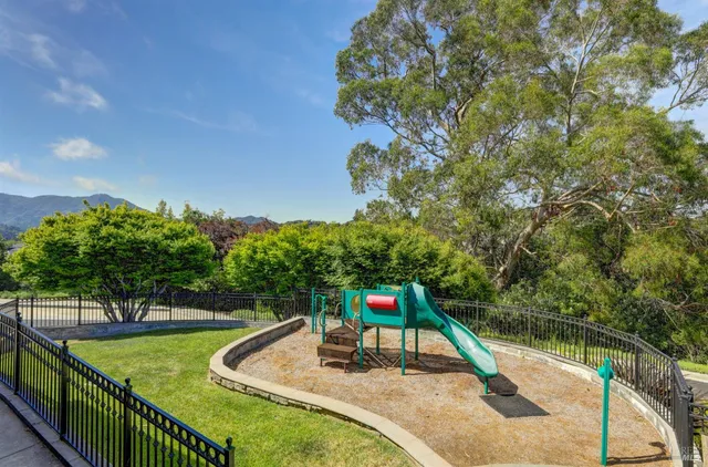 $2,295,000 | 87 De Silva Island Drive, Mill Valley, CA 94941