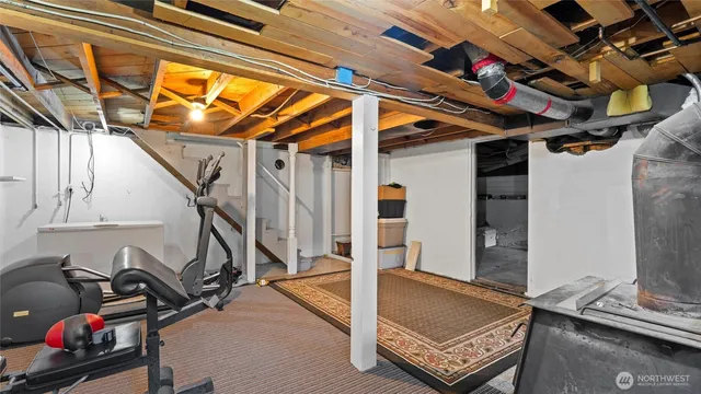 a view of an entryway with patio