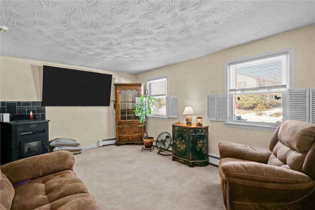 2 Marian Lane Woonsocket, RI 02895 - Photo 6 of 47