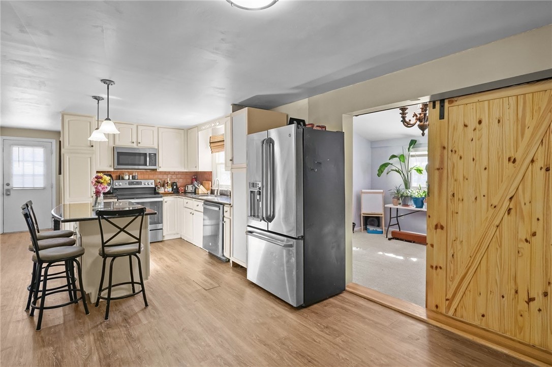 2 Marian Lane Woonsocket, RI 02895 - Photo 9 of 47