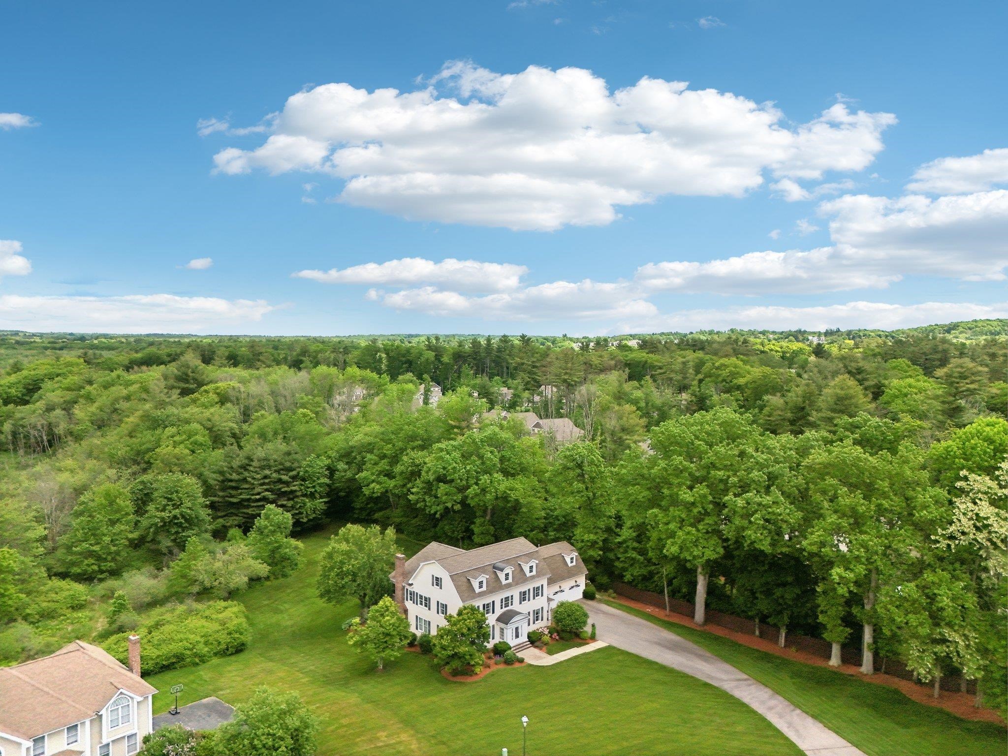 4 Copper Beech Road Salem, NH 03079 - Photo 29 of 40