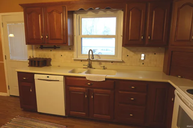 $359,900 | 20 Highway 62, Mount Vernon, IN 47620