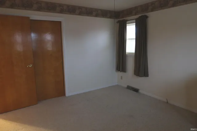 $359,900 | 20 Highway 62, Mount Vernon, IN 47620