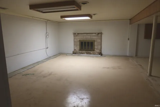 $359,900 | 20 Highway 62, Mount Vernon, IN 47620