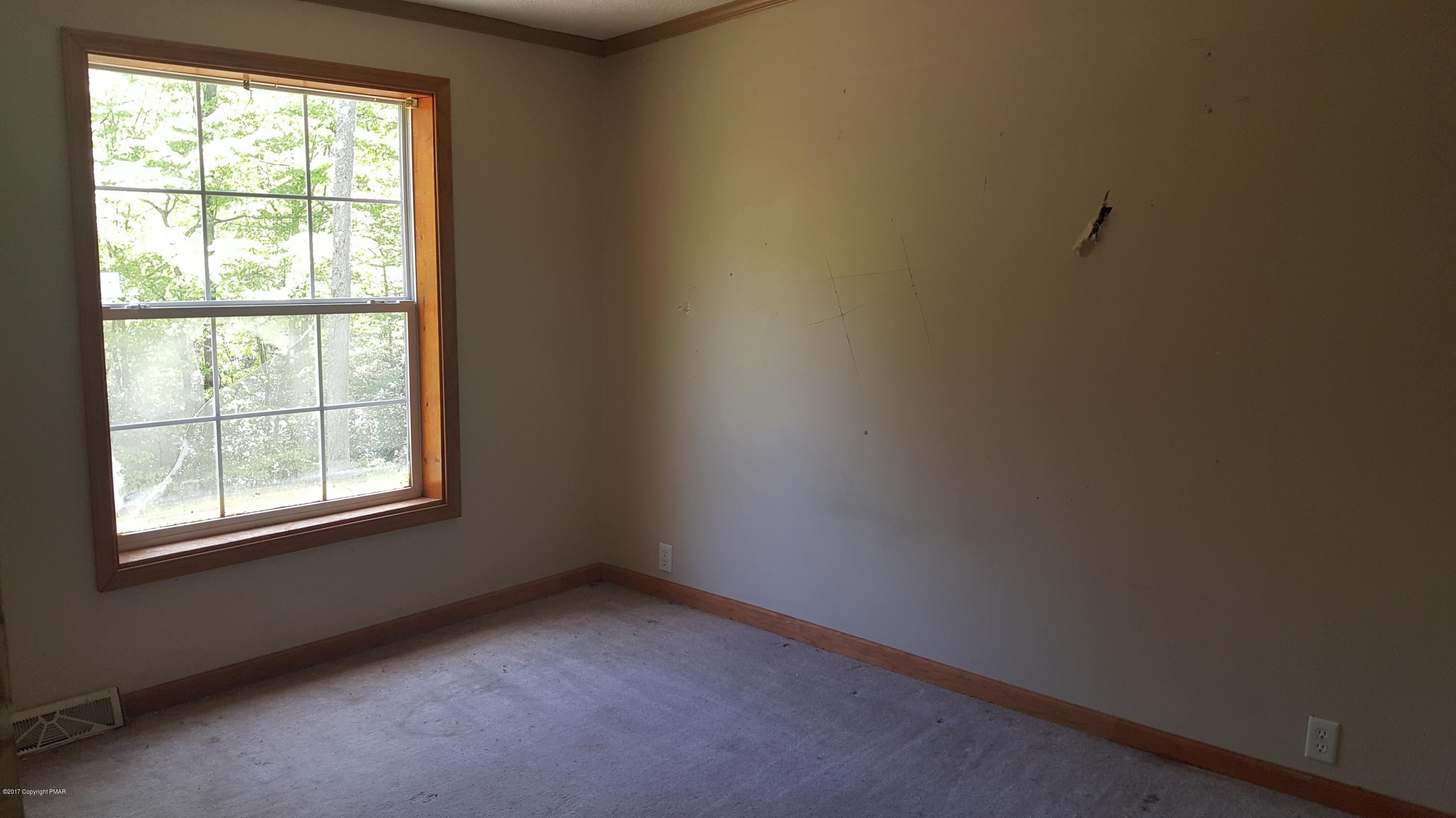 91 Trail Ridge Road Albrightsville, PA 18210 - Photo 11 of 17 20170524_125043