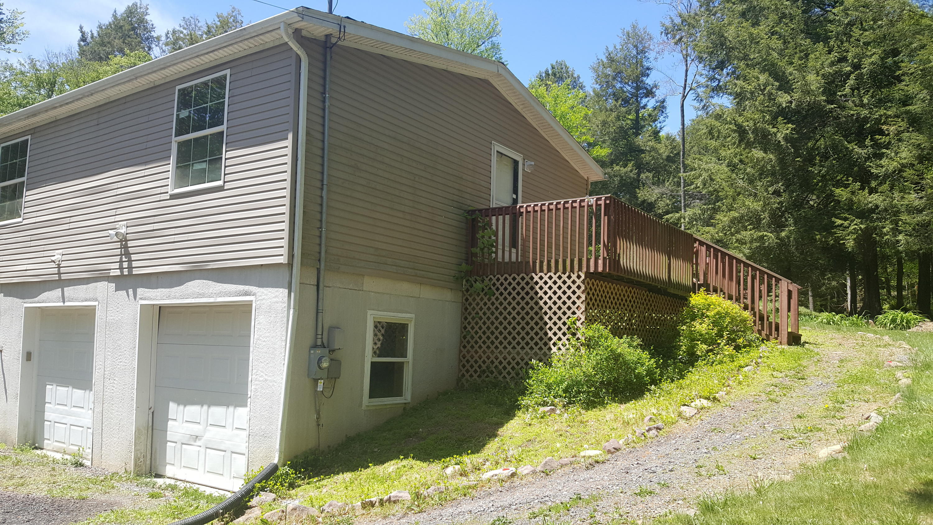 91 Trail Ridge Road Albrightsville, PA 18210 - Photo 3 of 17 20170524_123956