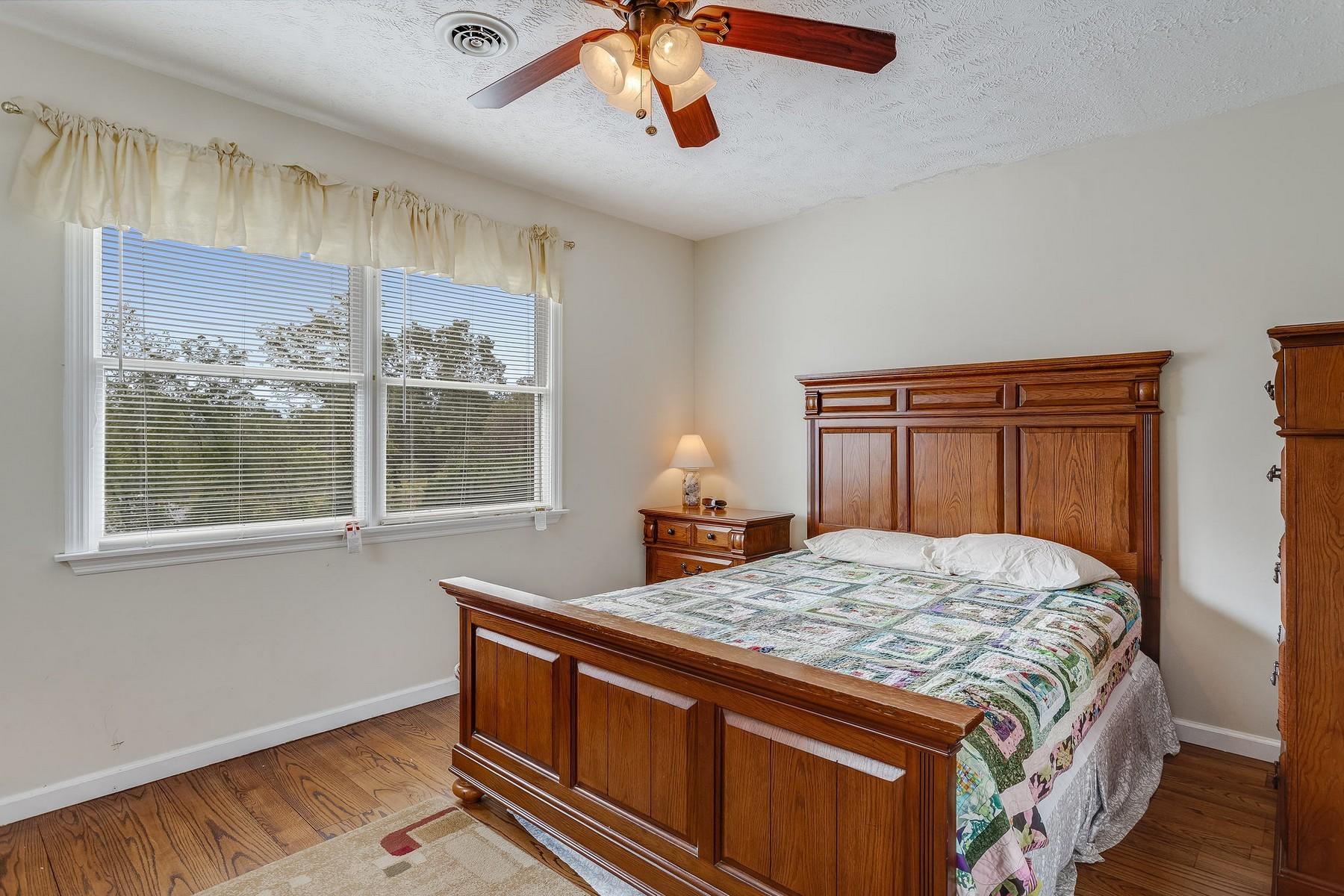 830 Harrison Ferry Road Baneberry, TN 37890 - Photo 22 of 40 23_830-7558