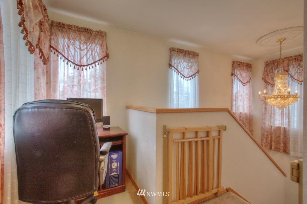 17523 128th Avenue Southeast Renton, WA 98058 - Photo 15 of 23 Gallery Image 15