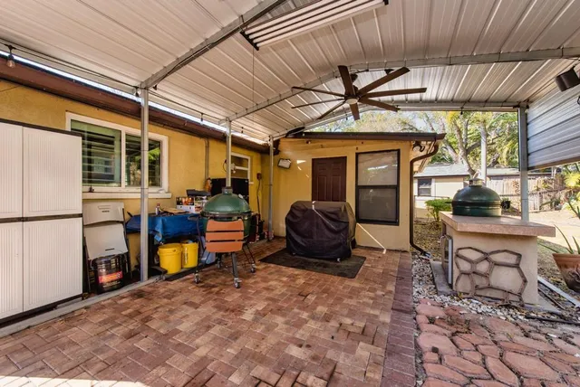 a living room filled with furniture