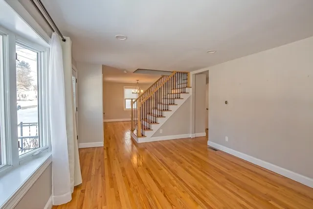 $414,900 | 11 Nevins Avenue, Longmeadow, MA 01106