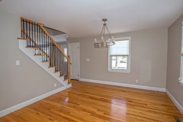 $414,900 | 11 Nevins Avenue, Longmeadow, MA 01106