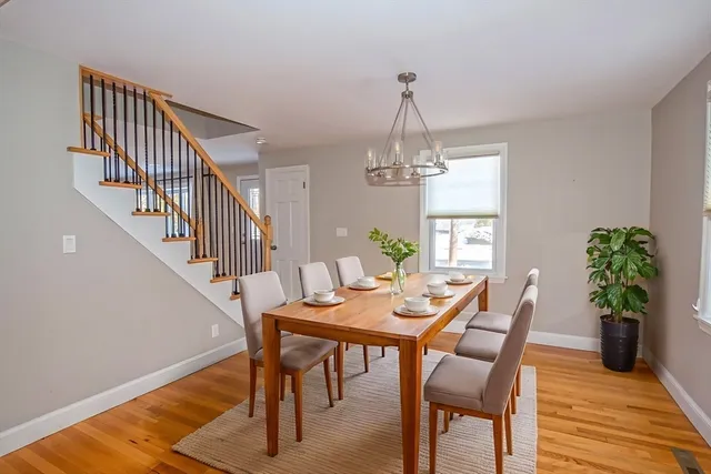 $414,900 | 11 Nevins Avenue, Longmeadow, MA 01106