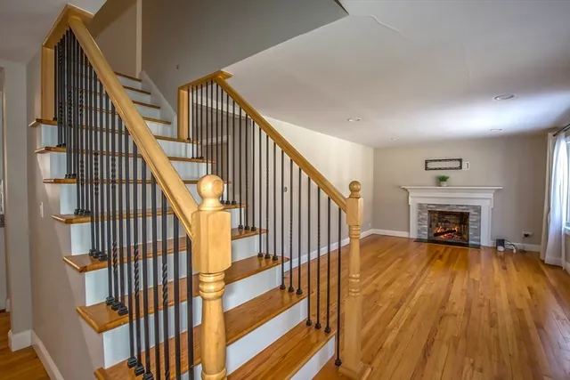 $414,900 | 11 Nevins Avenue, Longmeadow, MA 01106