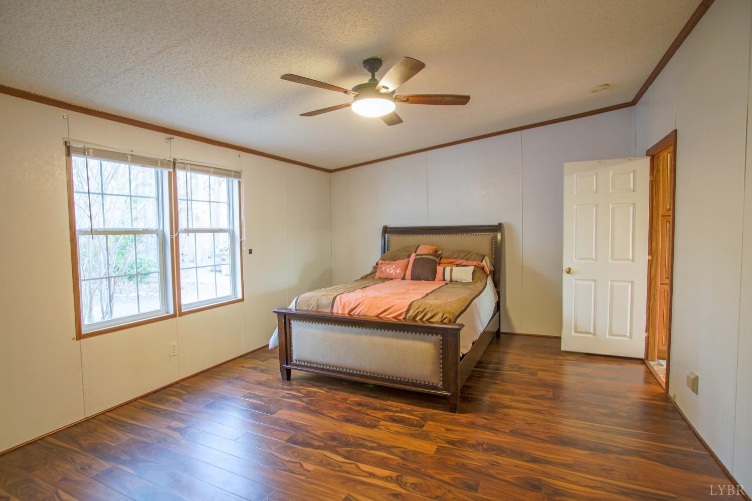 214 Cabin Road Madison Heights, VA 24572 - Photo 14 of 74 Gallery Image 14