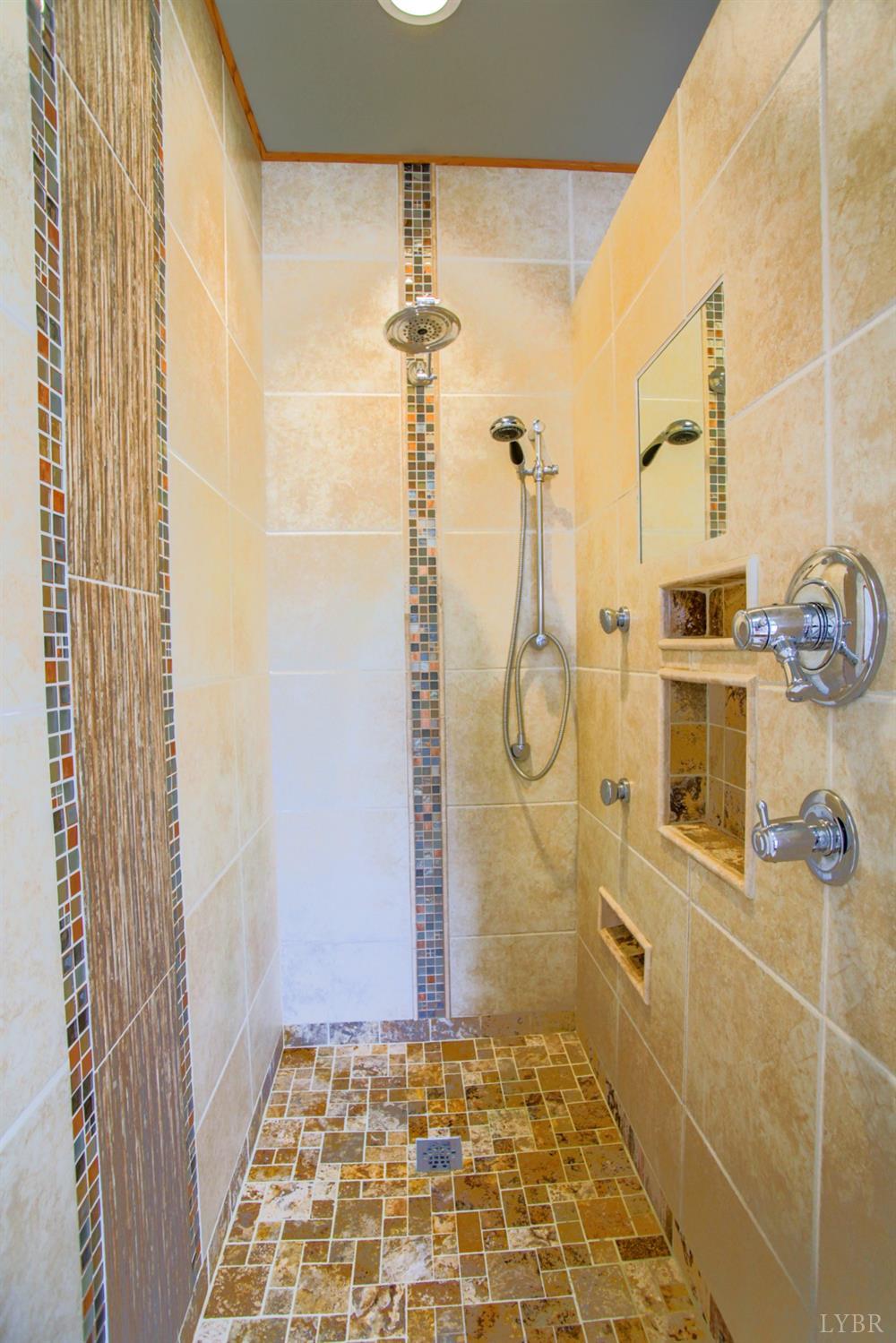 214 Cabin Road Madison Heights, VA 24572 - Photo 22 of 74 Gallery Image 22