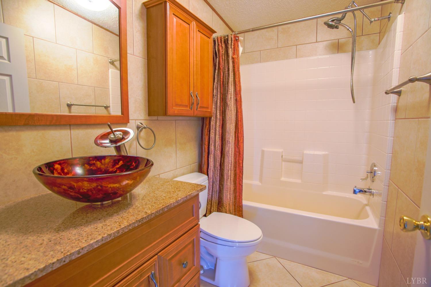 214 Cabin Road Madison Heights, VA 24572 - Photo 24 of 74 Gallery Image 24