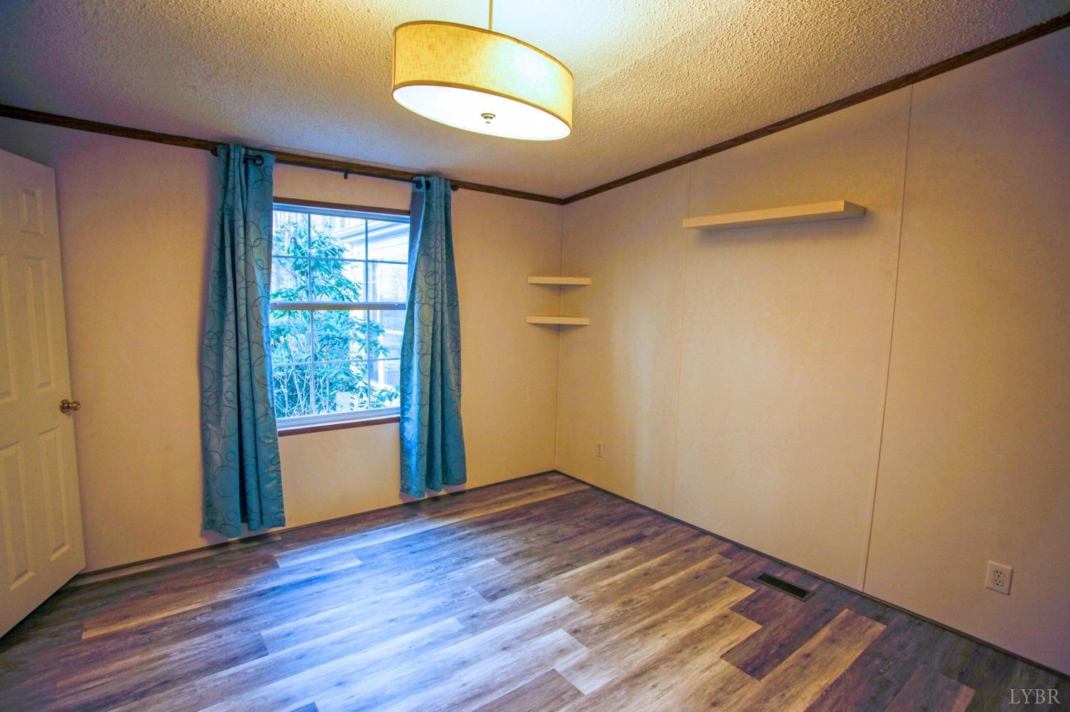 214 Cabin Road Madison Heights, VA 24572 - Photo 25 of 74 Gallery Image 25