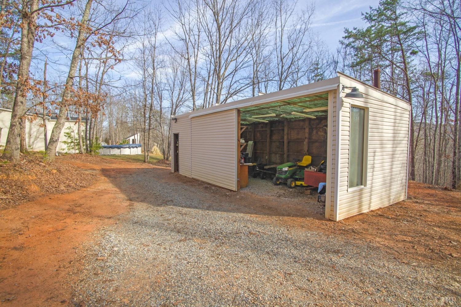 214 Cabin Road Madison Heights, VA 24572 - Photo 61 of 74 Gallery Image 61