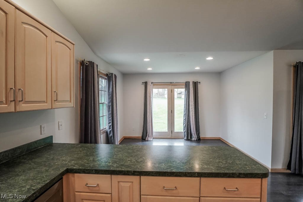 5877 Smith Road Southwest Navarre, OH 44662 - Photo 13 of 40 Gallery Image 13