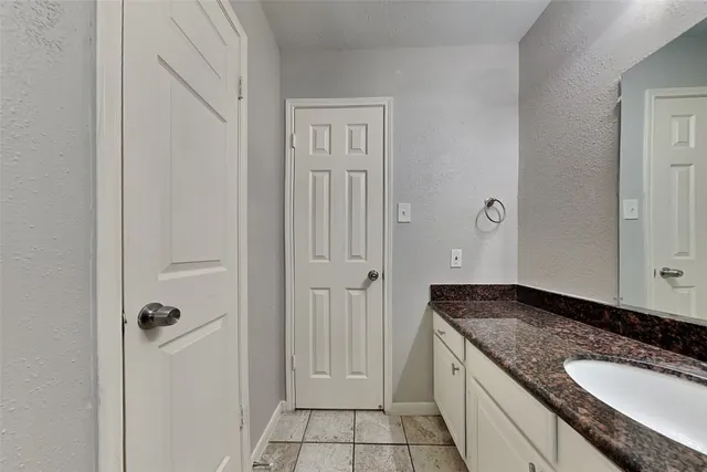 $2,300 | 18414 Arbormont Drive, Cypress, TX 77429