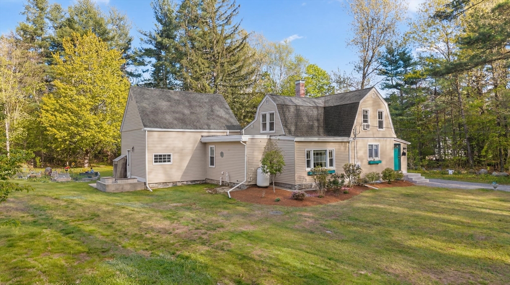 31 Mixter Road Holden, MA 01520 - Photo 2 of 27