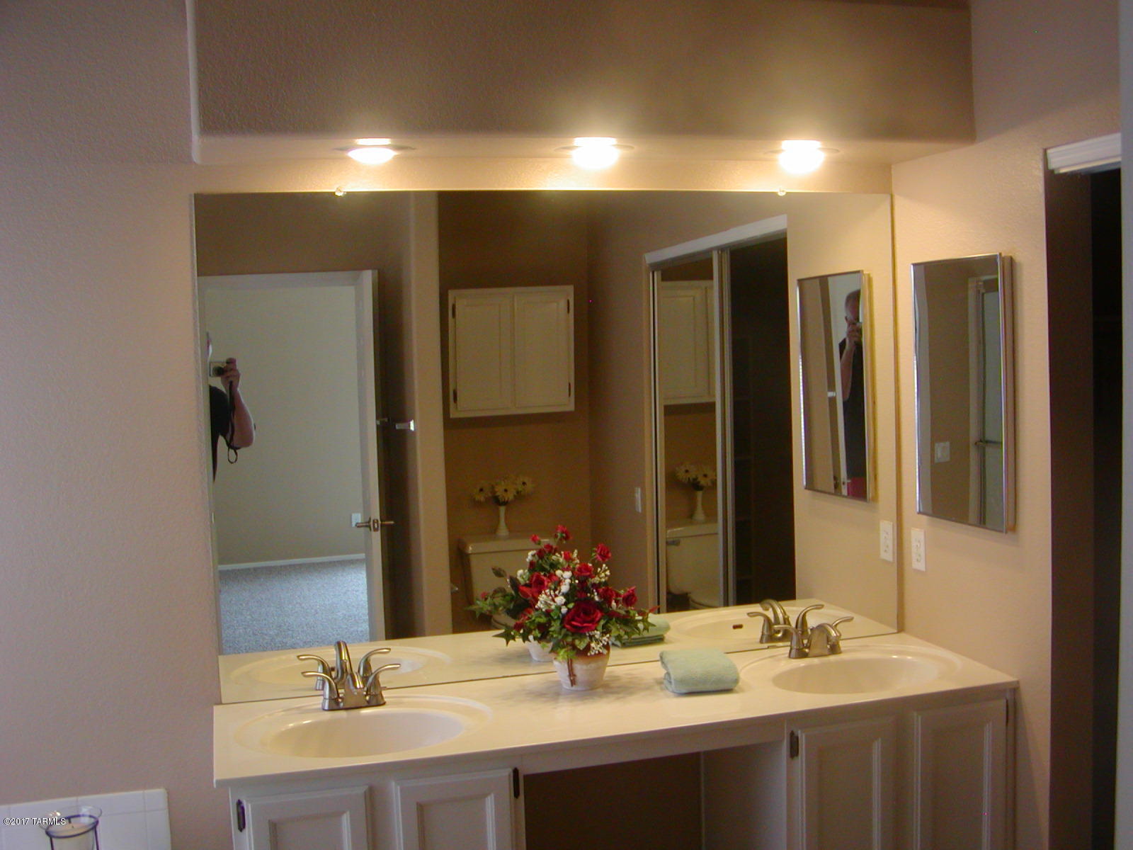 10050 East English Woods Road Tucson, AZ 85748 - Photo 15 of 25