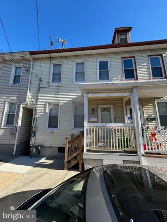 $1,325 | 320-1/2 North 11th Street, Lebanon, PA 17046