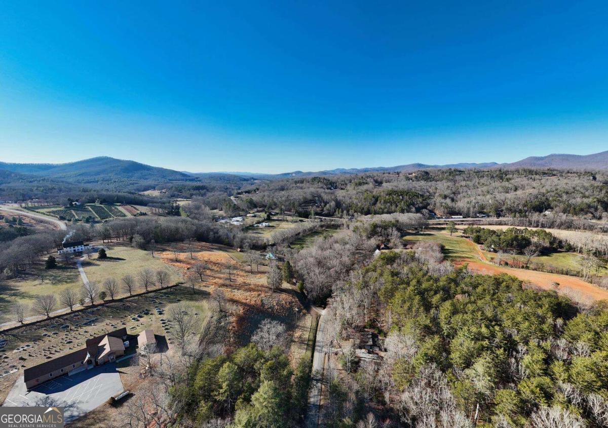 8-ac Jimmy Nicholson Road Blairsville, GA 30512 - Photo 10 of 17 a view of a city