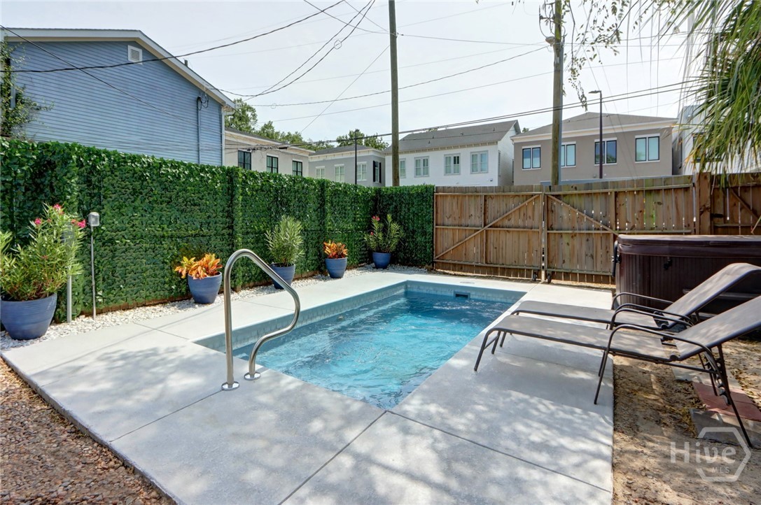 315 West Hall Street Savannah, GA 31401 - Photo 3 of 72