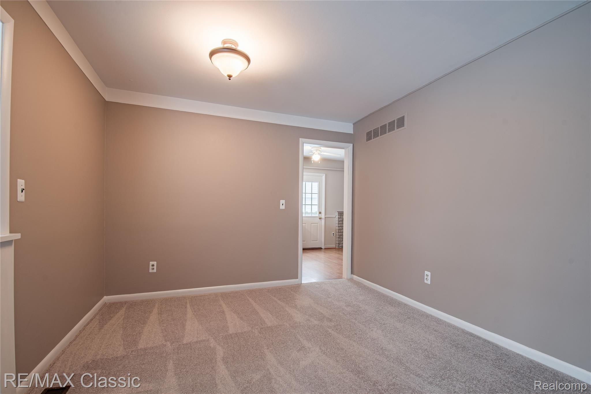 22734 Chestnut Tree Novi, MI 48375 - Photo 8 of 30 22734 Chestnut Tree DINING ROOM