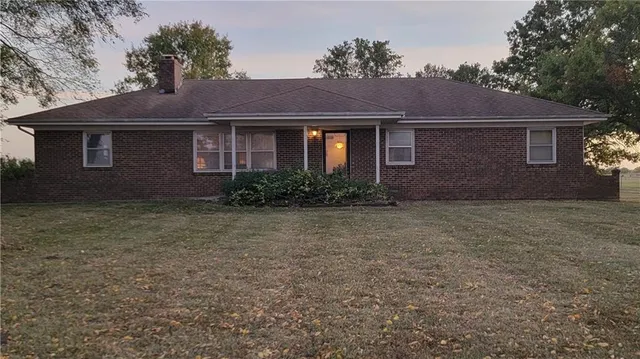 $449,500 | 35333 West 287th Street, Paola, KS 66071