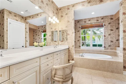 $725,000 | 2802 St Barts Square, Vero Beach, FL 32967