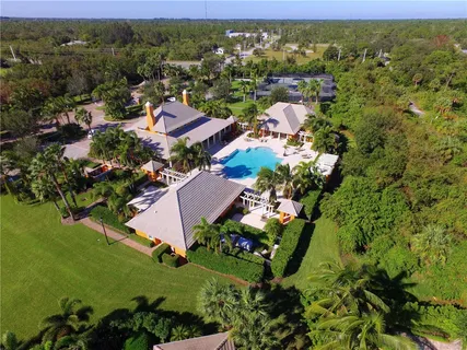 $689,900 | 2802 St Barts Square, Vero Beach, FL 32967