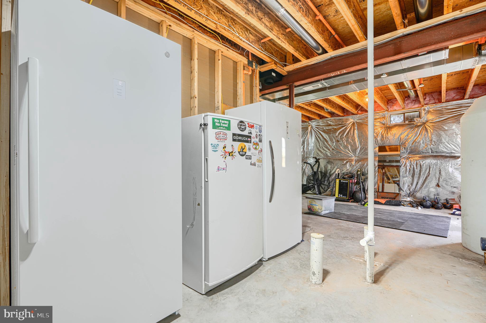 13012 Liberty Road Union Bridge, MD 21791 - Photo 41 of 47 a utility room with dryer and washer