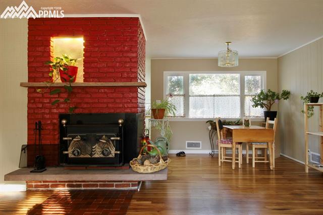 617 Valley Road Colorado Springs, CO 80904 - Photo 6 of 33 Gallery Image 6