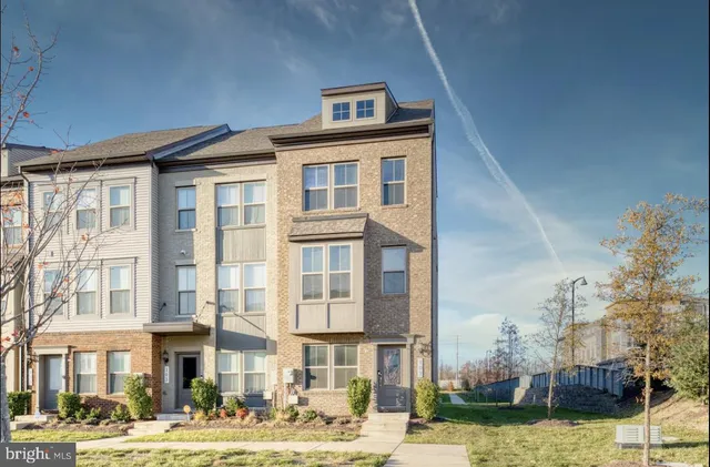 $4,000 | 101 Capital Court, Upper Marlboro, MD 20774