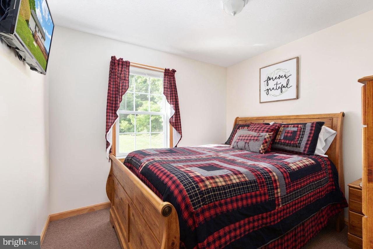 897 Helms Road Stanley, VA 22851 - Photo 25 of 60