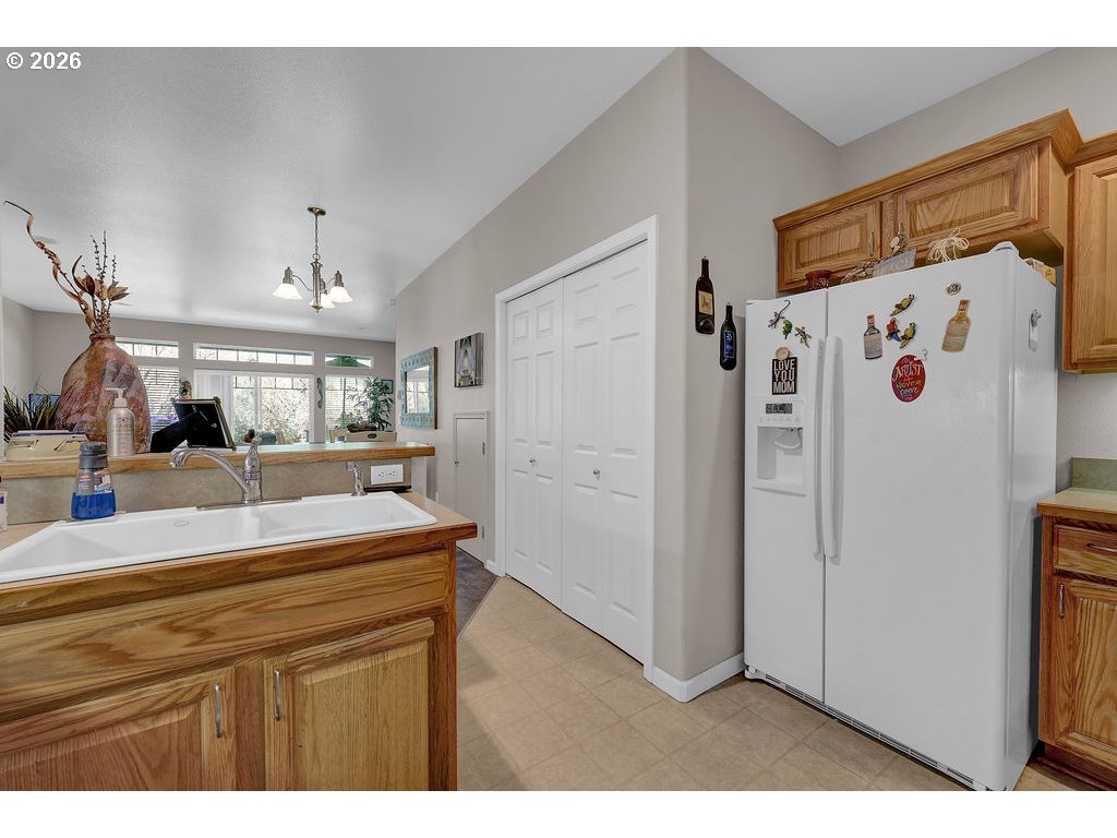 983 Jasper Lane Florence, OR 97439 - Photo 12 of 33