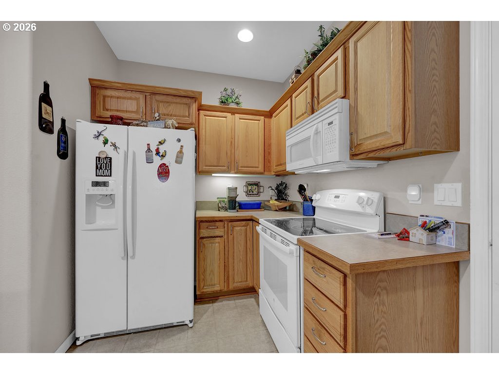 983 Jasper Lane Florence, OR 97439 - Photo 13 of 33