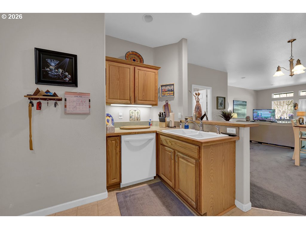 983 Jasper Lane Florence, OR 97439 - Photo 16 of 33