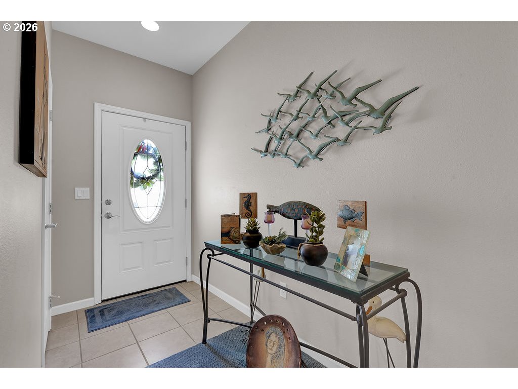 983 Jasper Lane Florence, OR 97439 - Photo 2 of 33