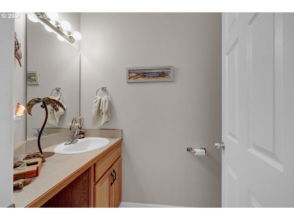 983 Jasper Lane Florence, OR 97439 - Photo 27 of 33