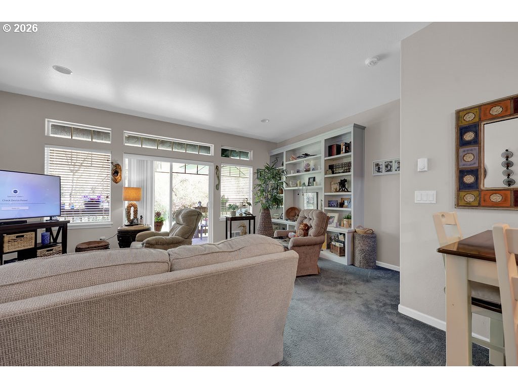 983 Jasper Lane Florence, OR 97439 - Photo 4 of 33