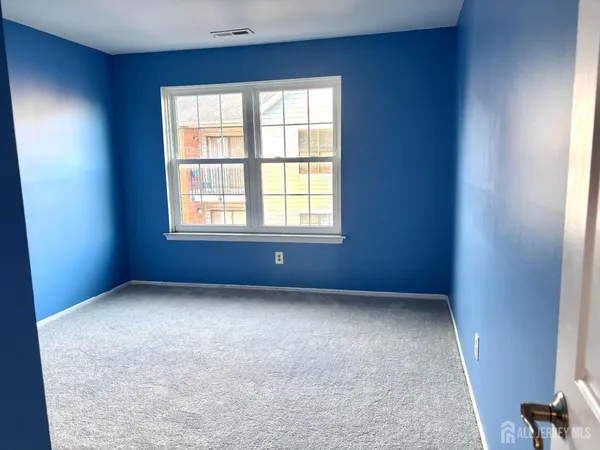 $2,400 | 98 Keystone Court, Edison, NJ 08817